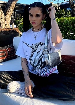 Maggie Lindemann image 4 of 4