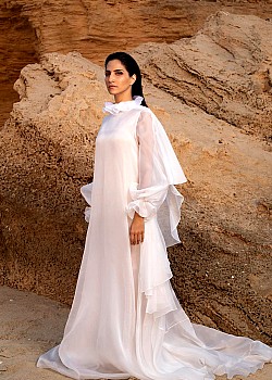 Magi Azarzar image 2 of 2