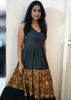 Mahi Gill image 2 of 2