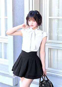 Mahoko Seno image 3 of 4