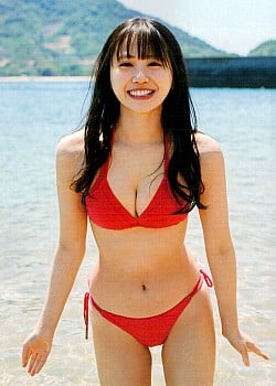 Mai Nakamura image 2 of 2
