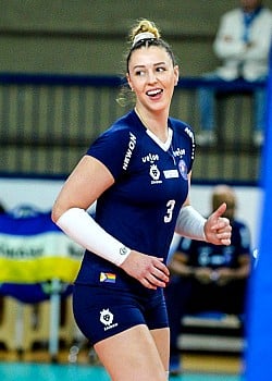 Maiara Basso image 3 of 3