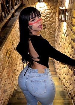 Maiara Suani image 2 of 4