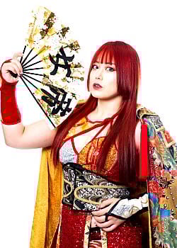 Maika (Wrestler) image 2 of 2