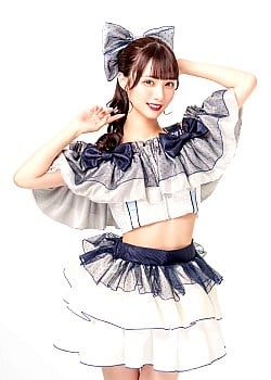 Maika Miokawa image 3 of 4