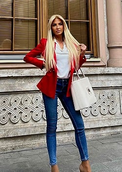 Maja Gligorovska image 1 of 1