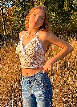 Maja Thora image 3 of 4