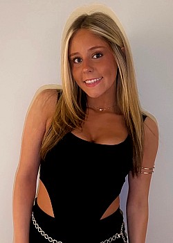 Makenzie Nocerino image 2 of 4