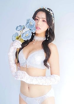 Maki Shiori Dayo image 3 of 4