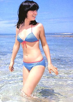 Mako Ishino image 3 of 4