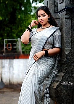 Malavika Menon image 2 of 4