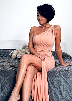 Malgorzata Bujak image 3 of 4