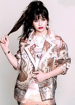 Malina Weissman image 2 of 4