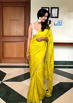 Mallika Sherawat image 4 of 4
