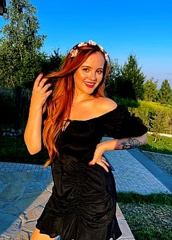 Malwina Roczniok image 2 of 4