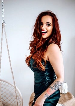 Malwina Roczniok image 1 of 4