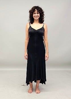 Mandy Gonzalez image 1 of 4