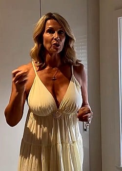 Mandy Kendall image 3 of 4