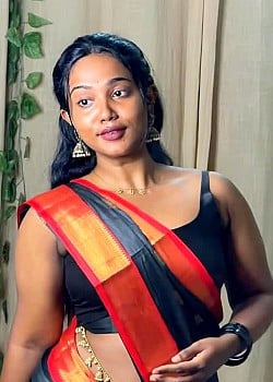 Manju Bharkavi image 3 of 3