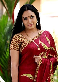Manju Satheesh image 2 of 4