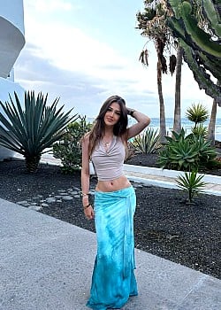 Manon Ayliffe image 4 of 4