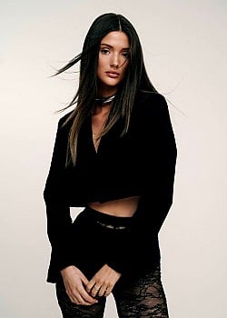 Manon Zimmermann image 4 of 4