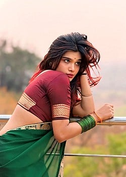Mansi Suravase image 3 of 3