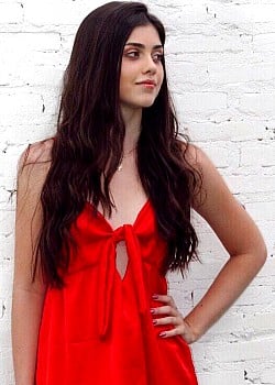 Manuela Barros image 2 of 2