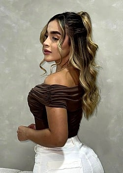 Manuela Henao Cano image 2 of 2
