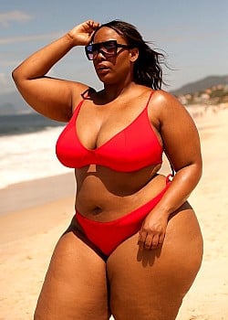 Manuh Rubi image 2 of 4
