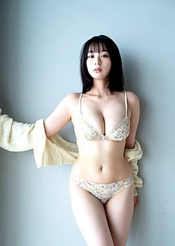 Mao Takano image 3 of 4