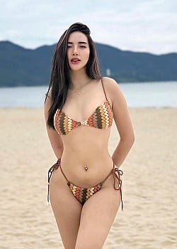 Marga Aquino image 1 of 4