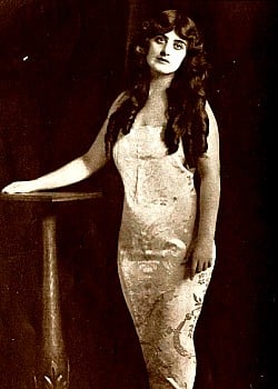 Margarita Fischer image 2 of 2