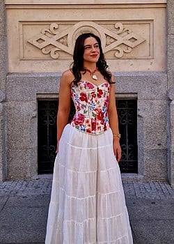 Mari Jainaga image 3 of 4