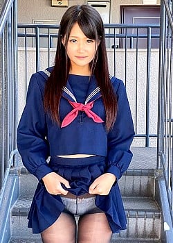 Mari Kagami image 2 of 2