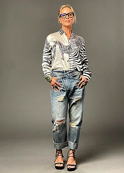 Maria Bello image 2 of 4