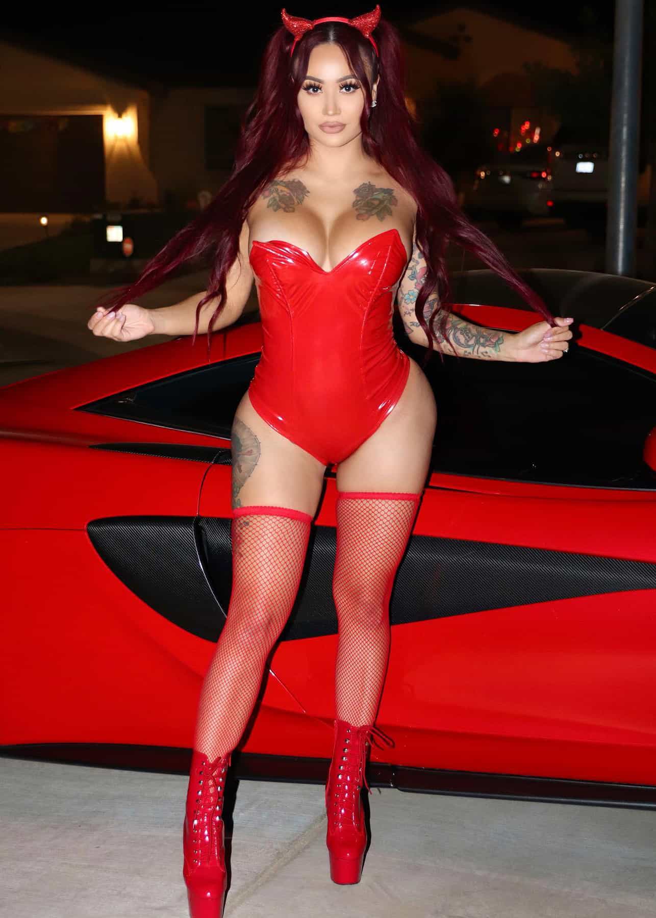 Maria Estella - Free nude pics, galleries & more at Babepedia