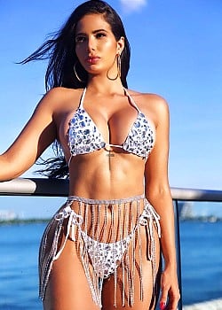 Maria Gabriela Lobaton image 2 of 4