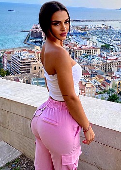 Maria Iglesias image 2 of 4