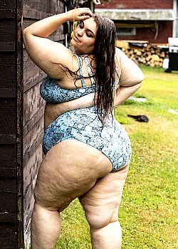 Mariah Alderson image 3 of 4