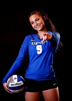 Mariah Walker image 1 of 2