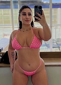 Mariana Casagrande image 3 of 3