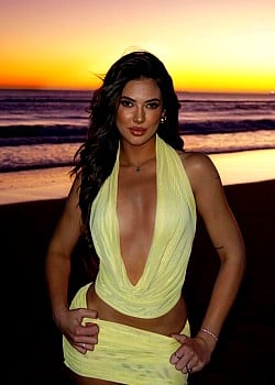 Mariana Teixeira image 1 of 3