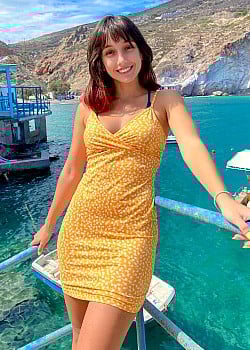 Marianna Grfld image 2 of 2