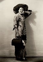 Marie Dressler profile photo