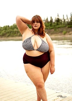 Marielle Elizabeth image 3 of 4