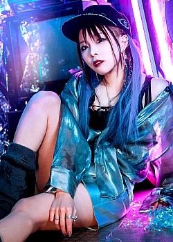 Marina Hebiishi image 2 of 3