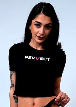 Marisa Leone
