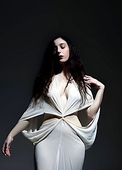 Marissa Nadler image 3 of 4