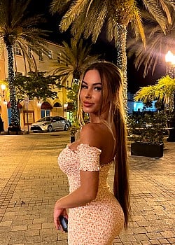 Mariya Kysylyuk image 2 of 2